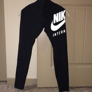 Nike leggings